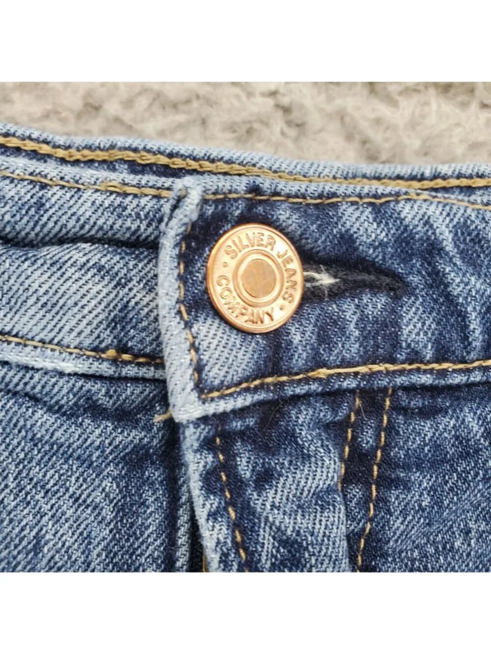 Silver Jeans Shorts Womens Size 14 Blue Stretch Denim Boyfriend Fit Cutoff *Read